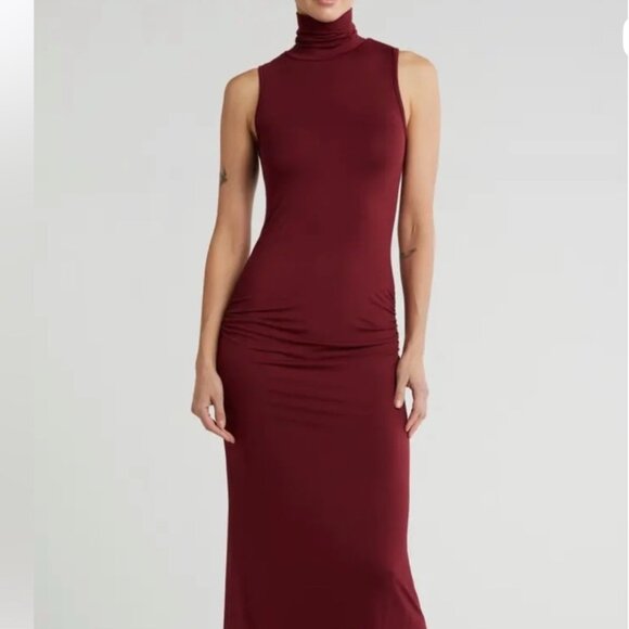 A new Day Knit Turtleneck Midi Dress, NWT Size M - Picture 1 of 3